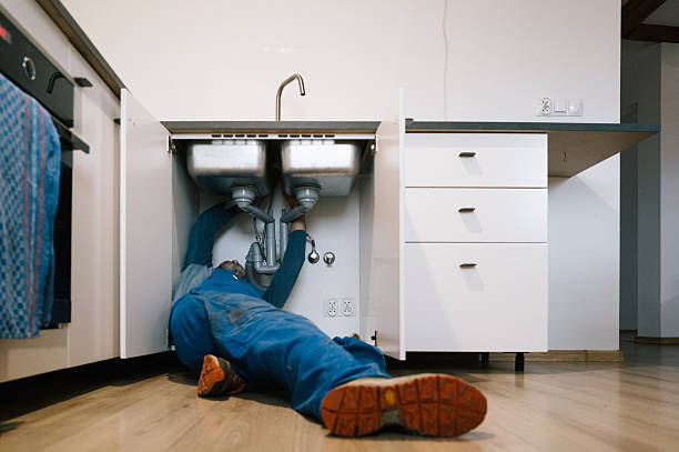Professional Leak Detection technician working in Asher, KY